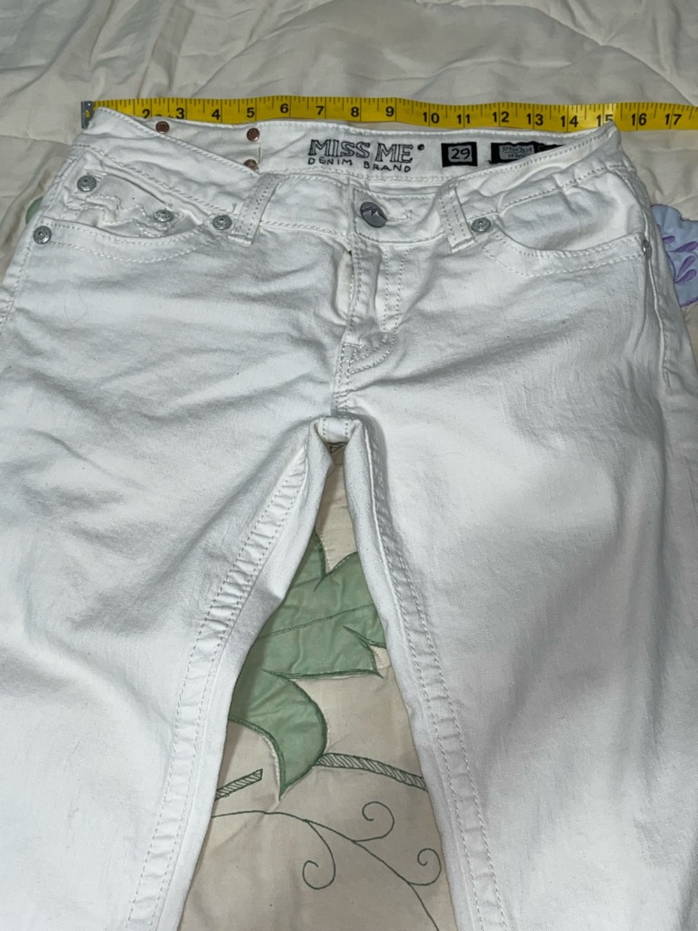 Miss Me White Women's Skinny Jeans - Picture 3 of 8